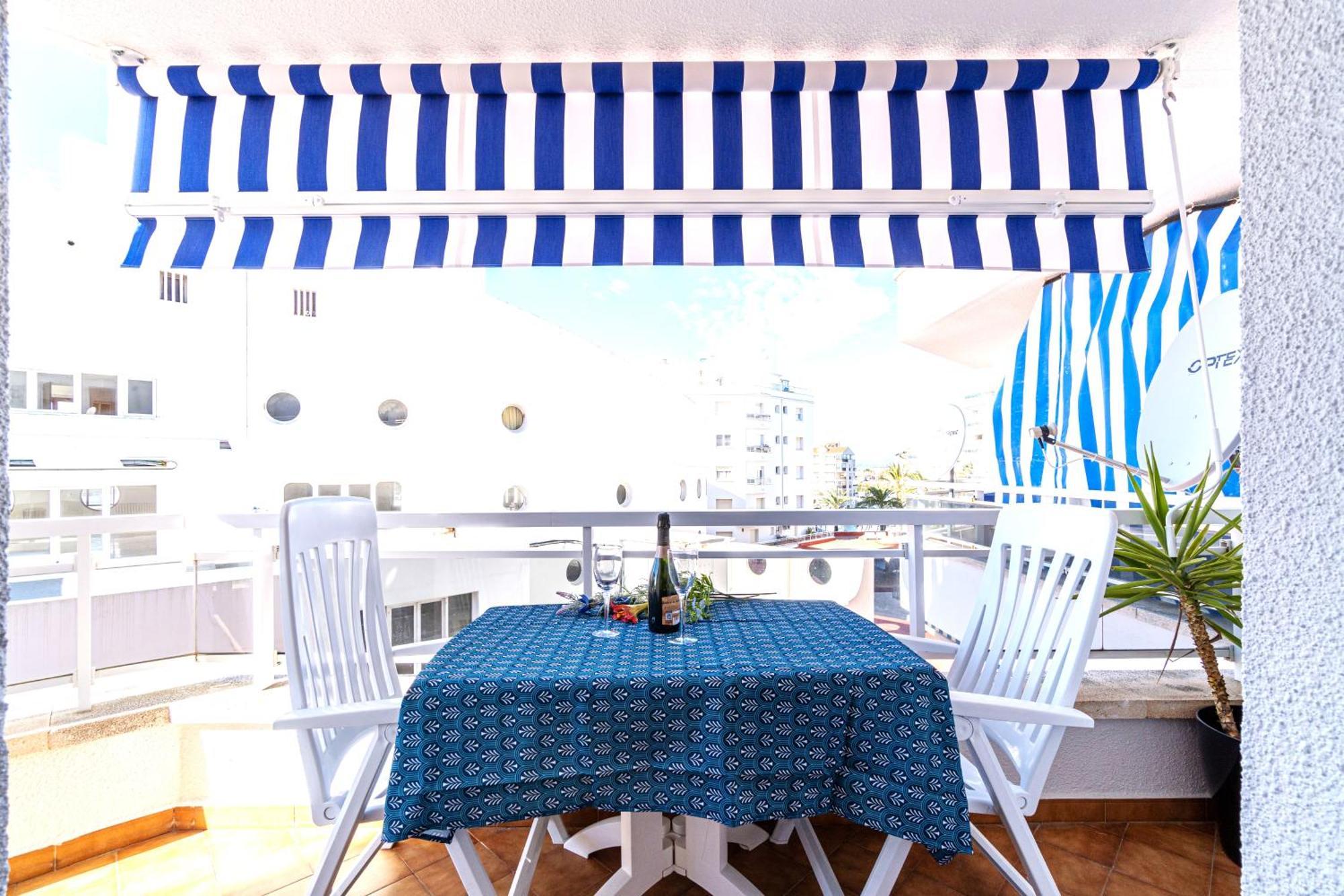 Cn1-Zona Chic Club Nautico, Clima, 5 Minutos Andando De La Playa, Centro, Restaurantes Daire Empuriabrava Dış mekan fotoğraf
