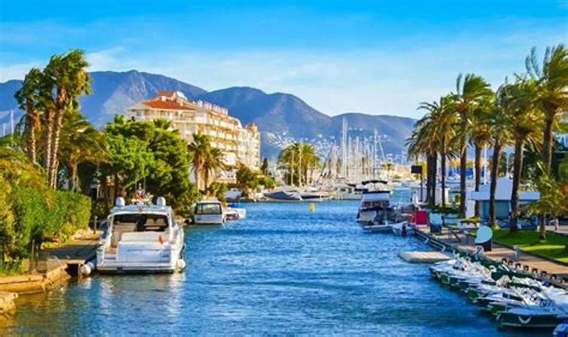 Cn1-Zona Chic Club Nautico, Clima, 5 Minutos Andando De La Playa, Centro, Restaurantes Daire Empuriabrava Dış mekan fotoğraf